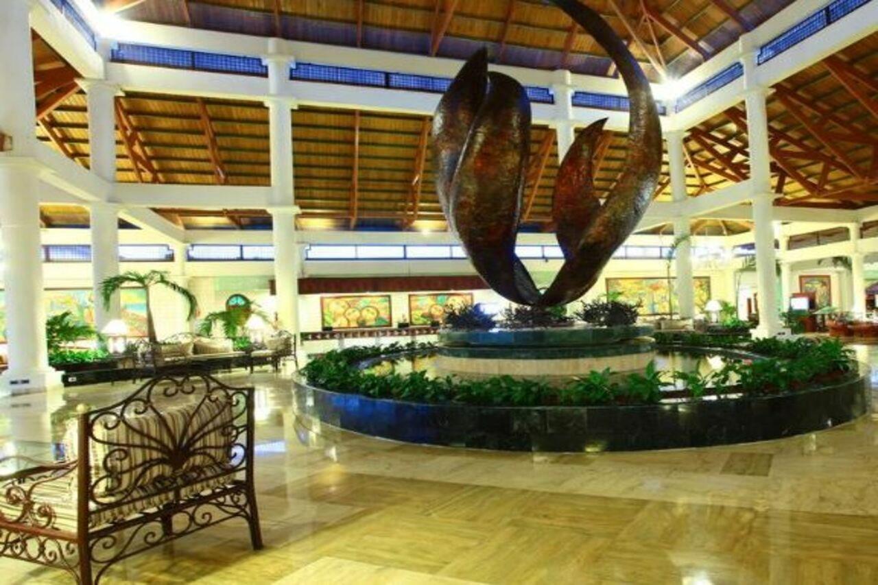 Bahia Principe Grand Bavaro Πούντα Κάνα Εξωτερικό φωτογραφία Lobby of the Hard Rock Hotel